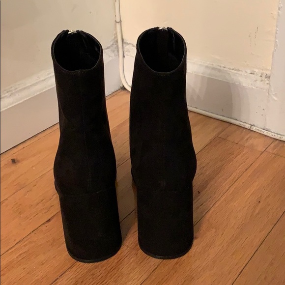 Boohoo Zipper Booties - Picture 4 of 5